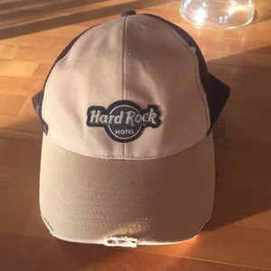 Hard rock hat